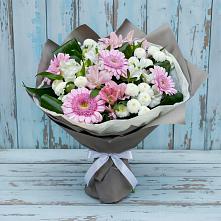 Букет цветов из:  Герберы, Альстромерии и Хризантемы в Семикаракорске