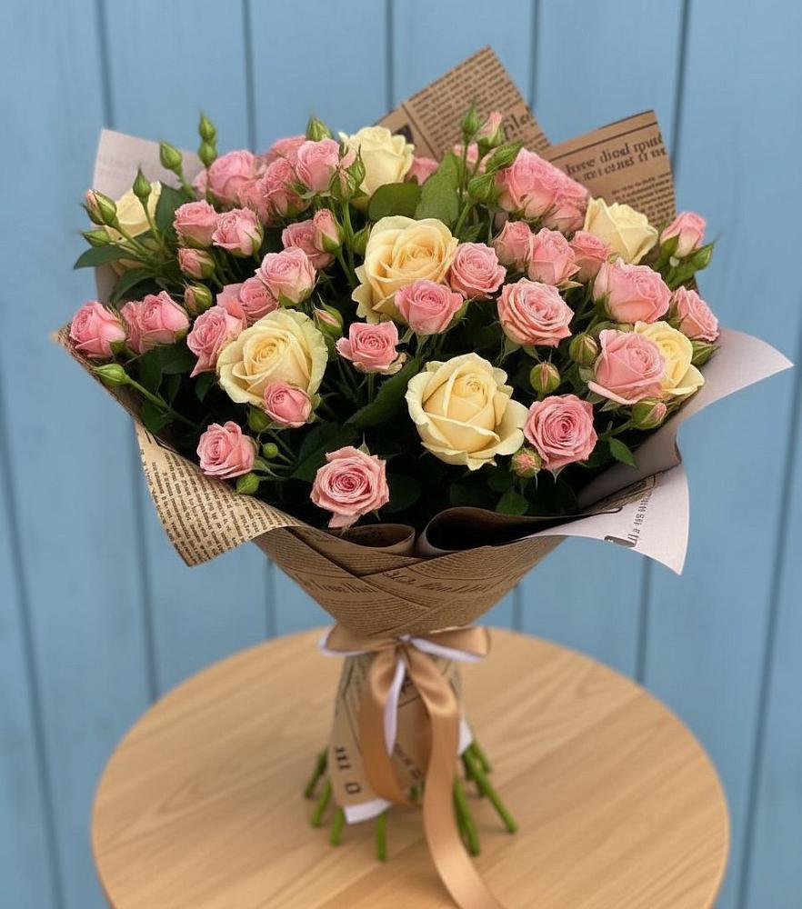 Букет цветов из: Розы в Семикаракорске