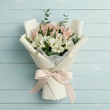 Букет цветов из:  Альстромерии #REPLACE_PRED# Семикаракорске