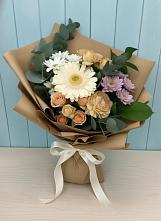 Букет цветов из:  Герберы и Хризантемы #REPLACE_PRED# Семикаракорске