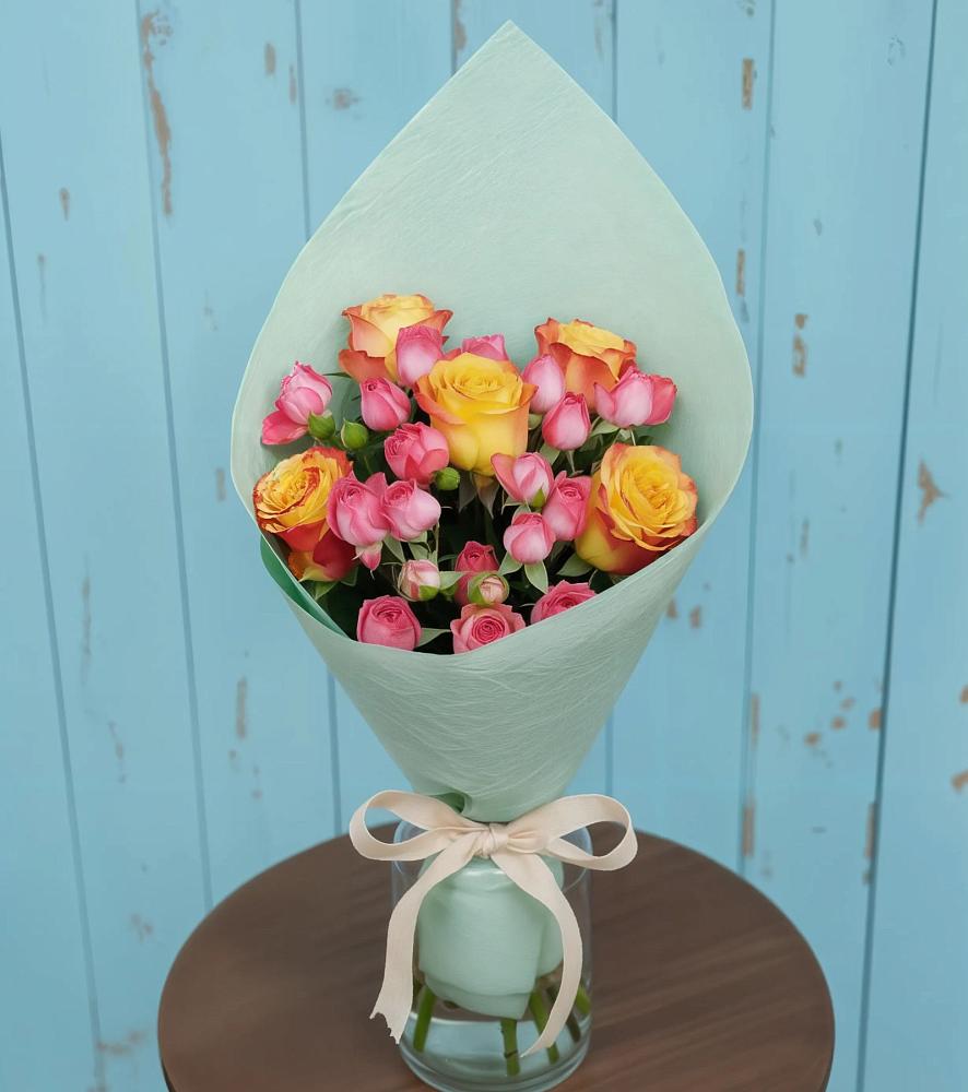 Букет цветов из: Розы в Семикаракорске