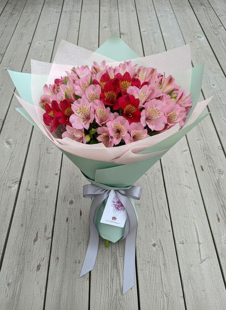 Букет цветов из: Альстромерии в Семикаракорске
