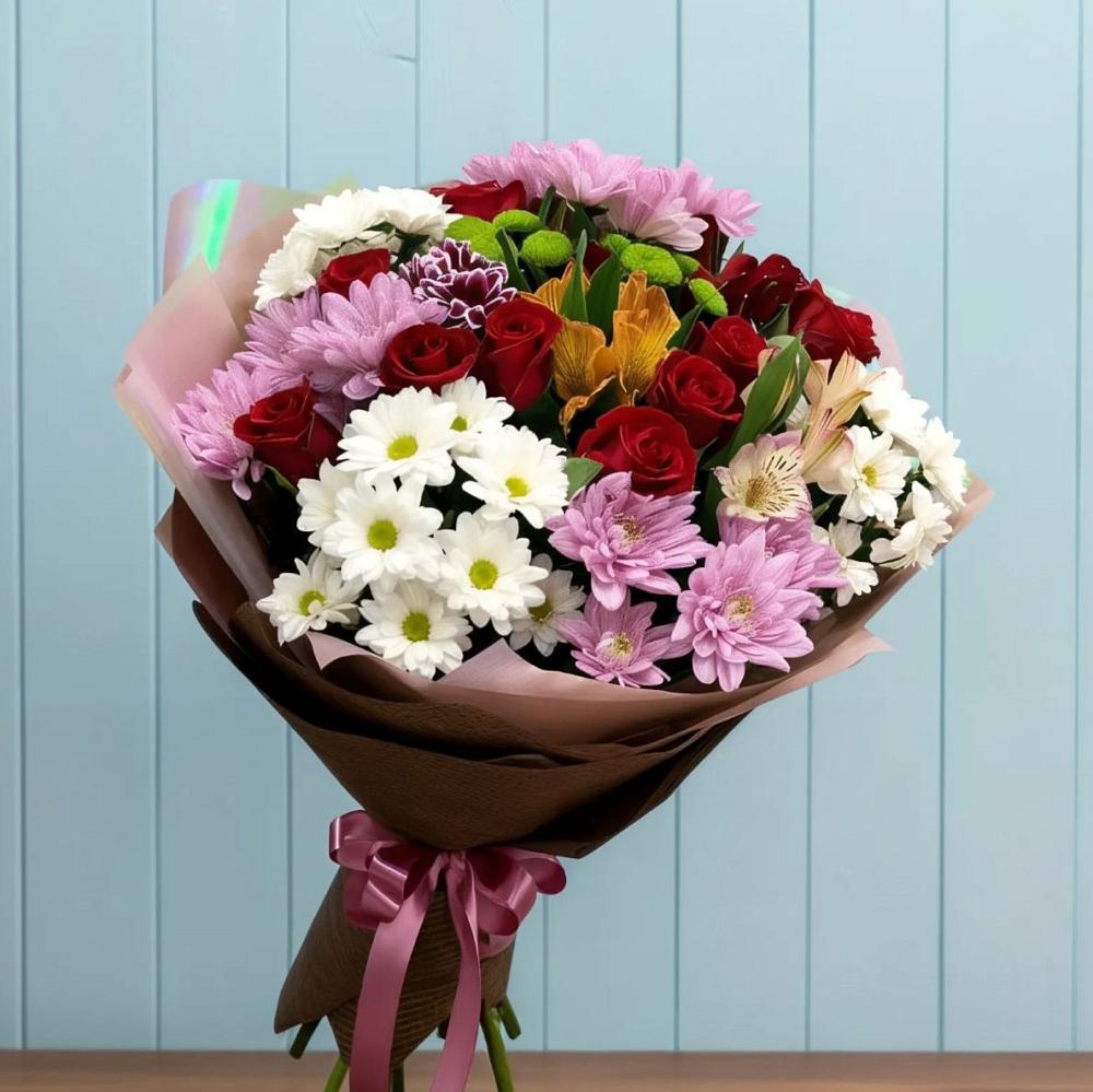 Букет цветов из: Розы, Хризантемы и Альстромерии в Семикаракорске