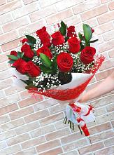 Букет цветов из:  Розы #REPLACE_PRED# Семикаракорске