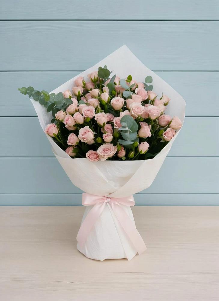 Букет цветов из: Розы в Семикаракорске