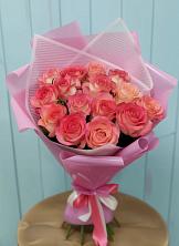 Букет 15 Розовых роз Равель в Семикаракорске