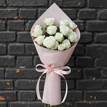 Букет цветов из:  Розы #REPLACE_PRED# Семикаракорске