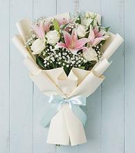 Букет цветов из:  Лилии в Семикаракорске